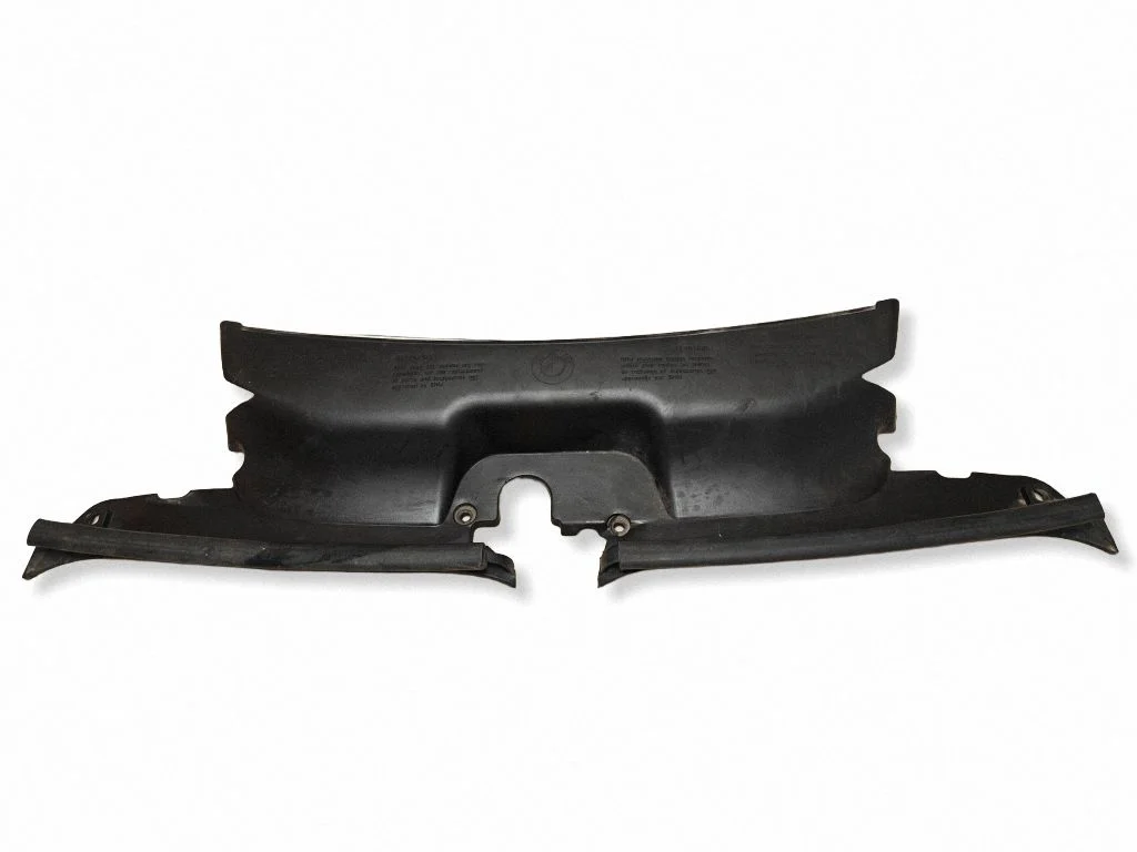 Górna część pasa przedniego – BMW X3 E83 (2003-2010)