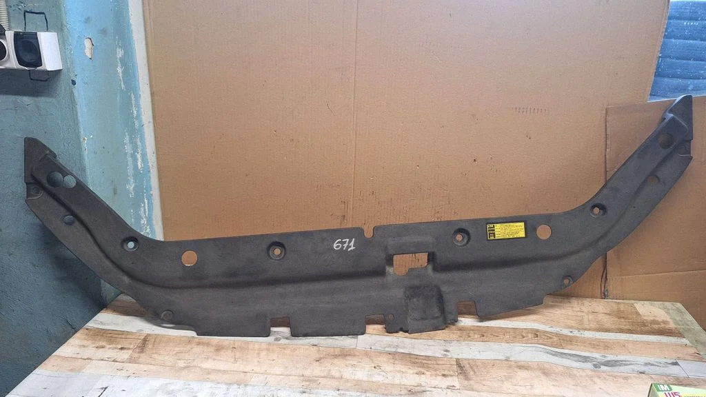 Radiatoru paneļa augšējā daļa 5328942010