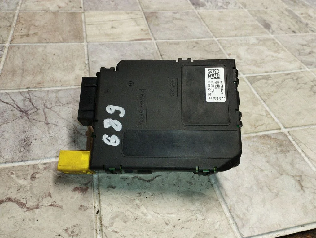 Rooli pöördenurga andur 1K0953549