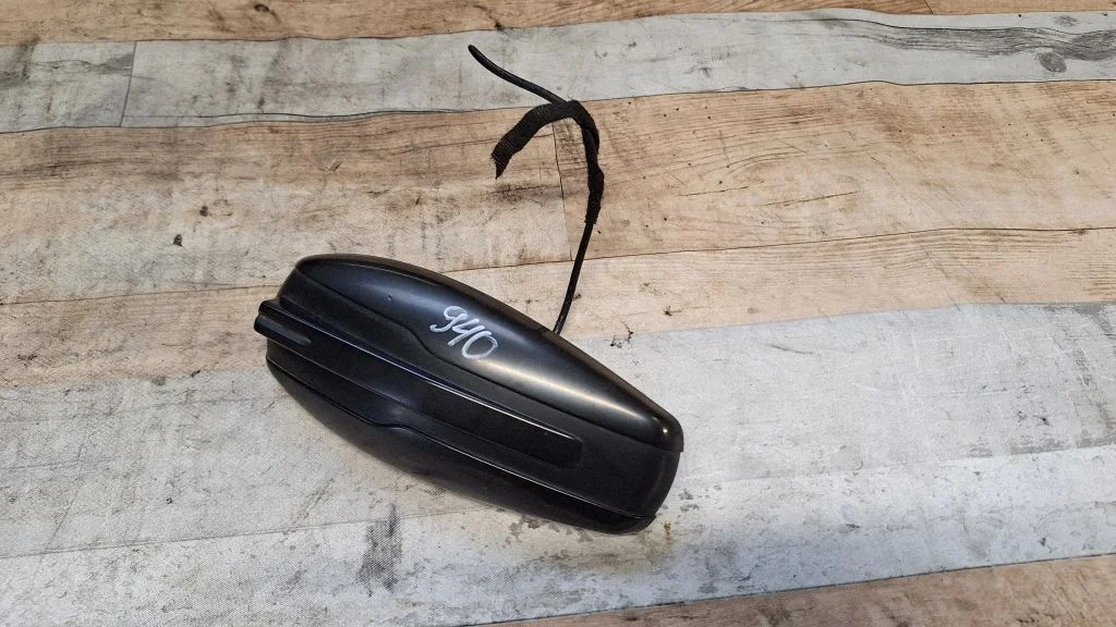 Aerial GPS antenna – Land Rover Evoque I (2011-2018)