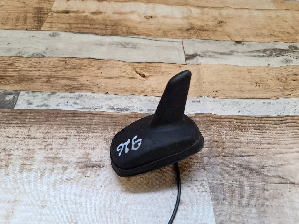 Aerial GPS antenna 1K0035507