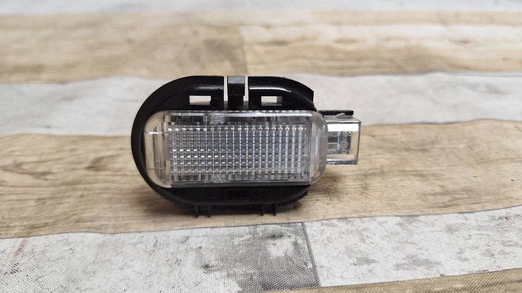 Other interior light 3U0881559