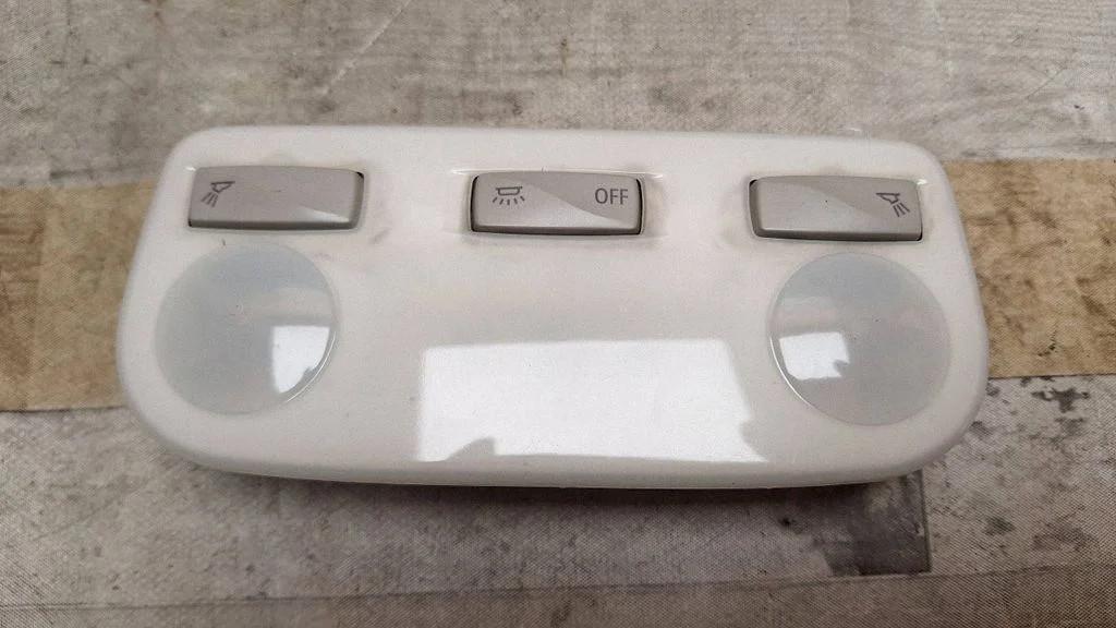 Other interior light – rear