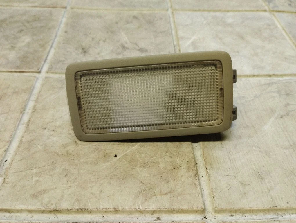 Other interior light – Lexus IS 220D-250-350 (2006-2013)