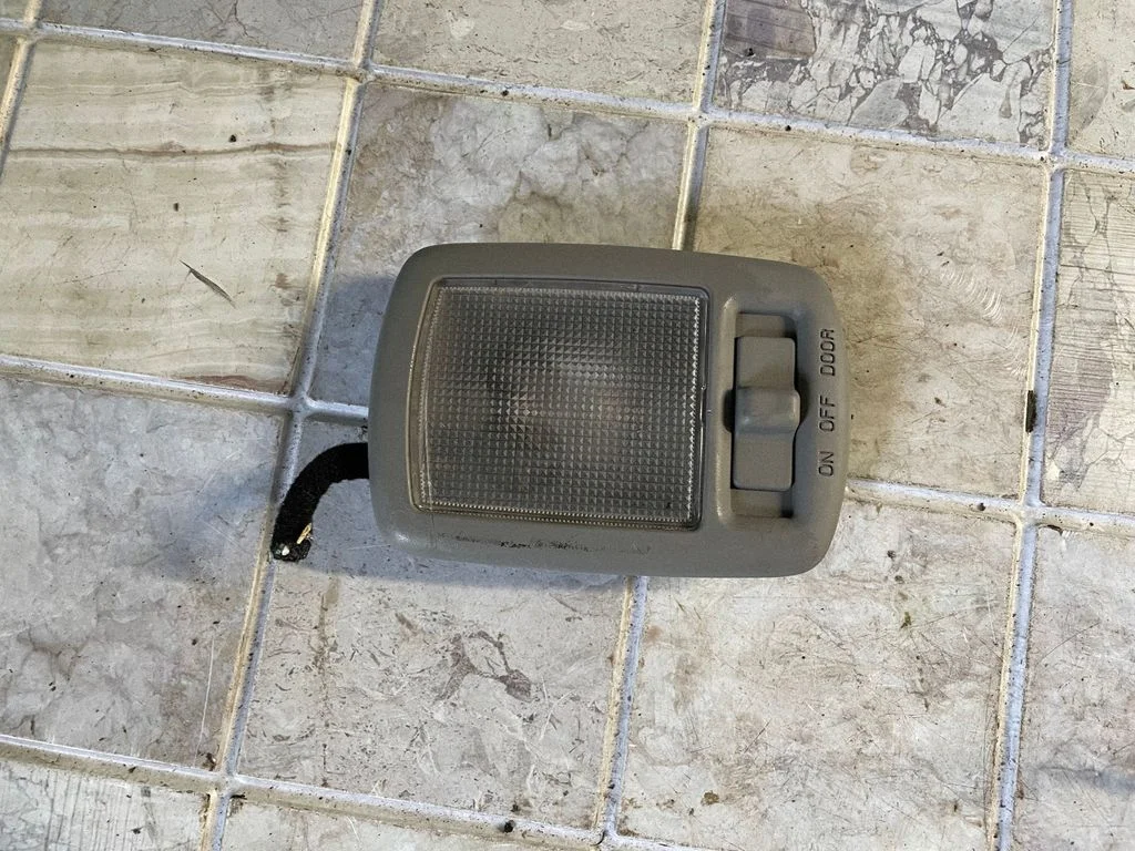 Inna lampka wnętrza 92620E0