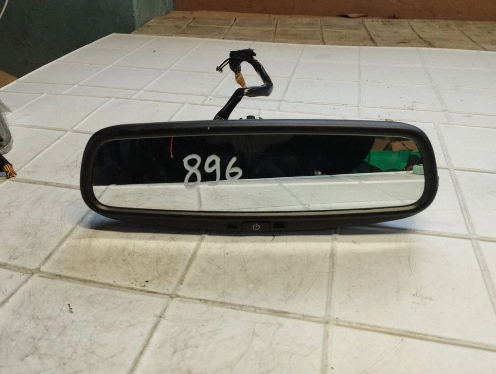 Rear view mirror (interior) – Toyota Corolla Verso AR10 (2004-2009)