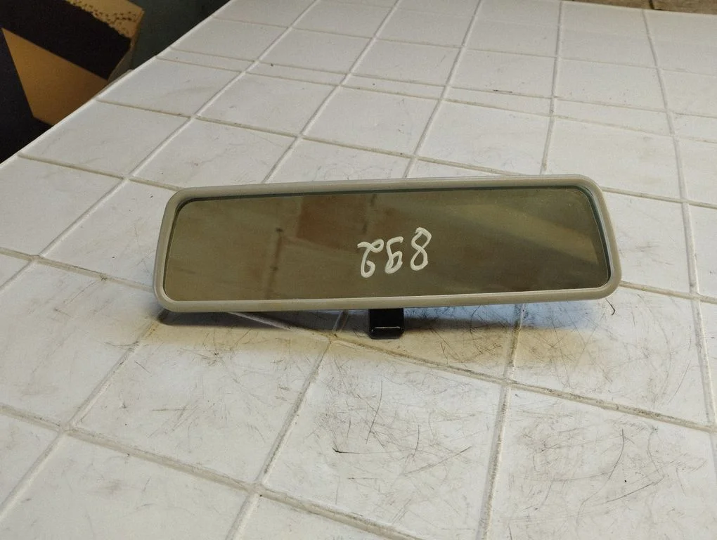 Rear view mirror (interior) – Volkswagen Tiguan (2007-2016)