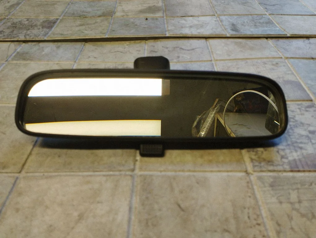 Rear view mirror (interior) 012197 – Honda FR-V (2004-2009)