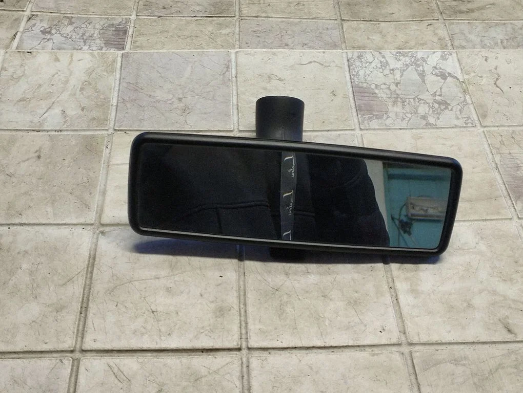 Rear view mirror (interior) 6N0857511A