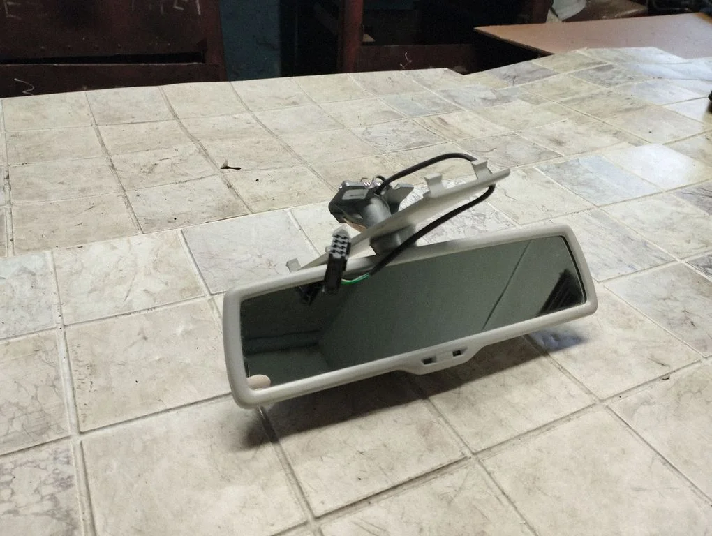 Rear view mirror (interior) I5316413