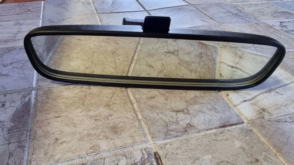 Atpakaļskata spogulis (salonā) – Toyota RAV 4 (XA30) (2006-2016)