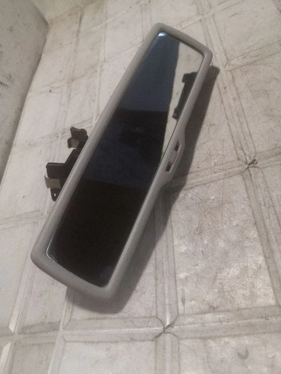 Tahavaatepeegel (salongis) – Volkswagen Passat B6 (2005-2010)