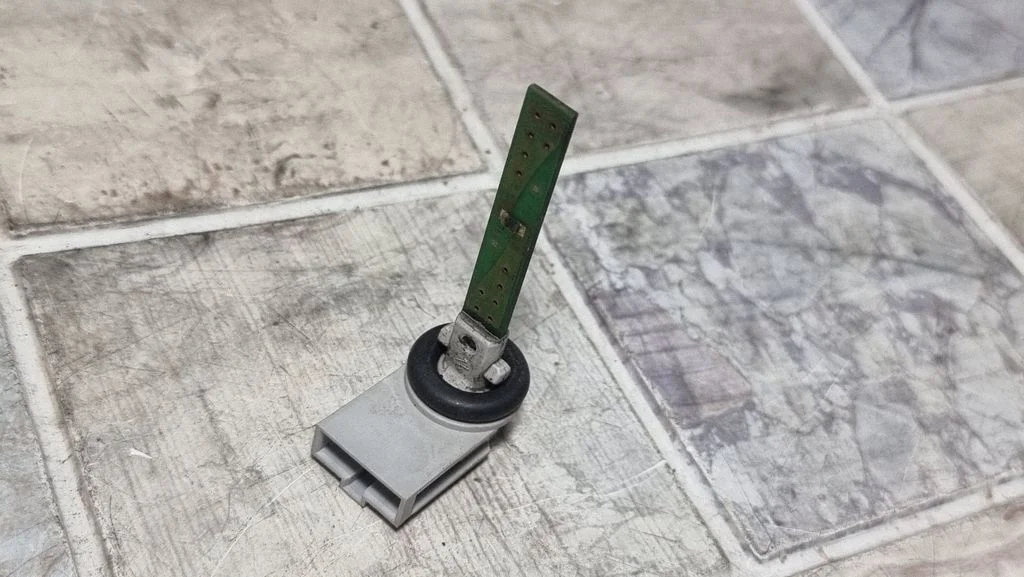 Salona temperatūras sensors 4B0820539