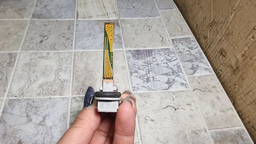 Salona temperatūras sensors 4B0820539