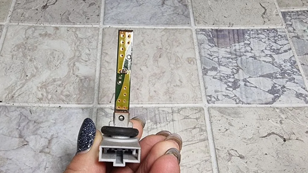Salona temperatūras sensors 4B0820539