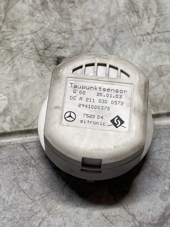 Interior temperature sensor – Mercedes-Benz E-Class W211 (2002-2009)