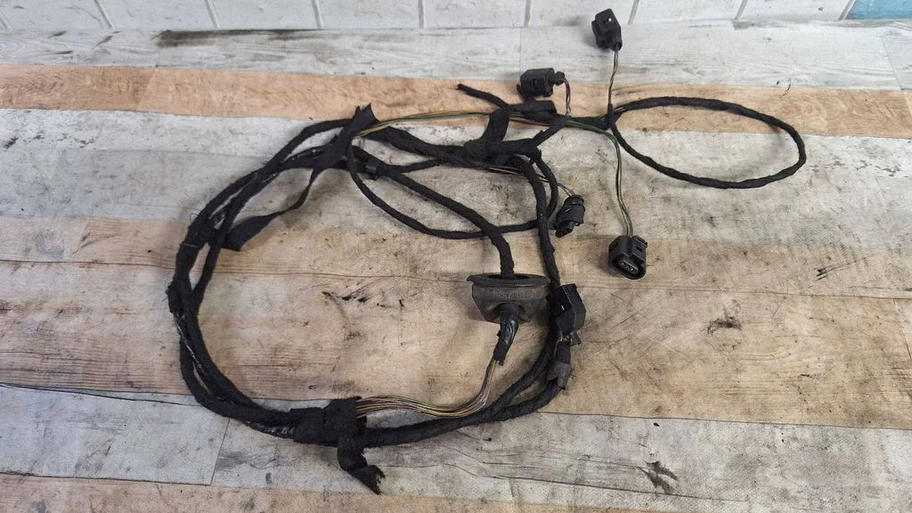 Parking sensor (PDC) wiring loom – Skoda Octavia Mk2 (1Z) (2004-2013)