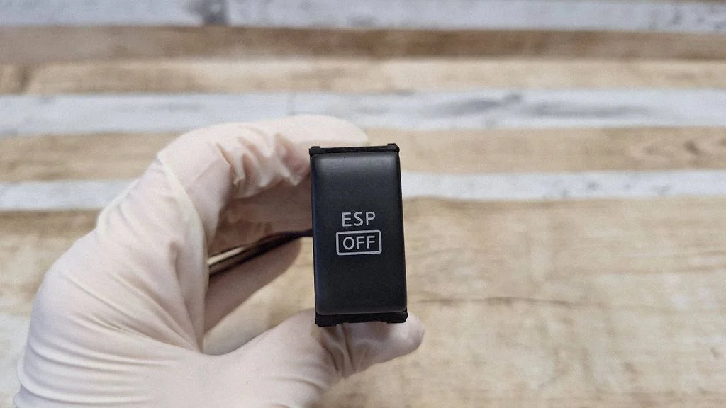 ESP (stability program) switch 5531B