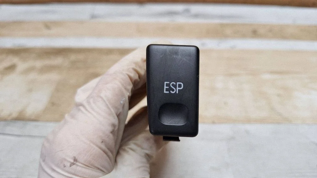 ESP (stability program) switch 7M5927134C
