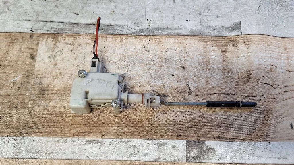 Central locking motor 3A0959732