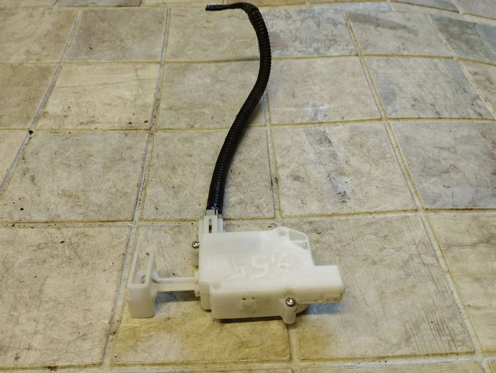 Central locking motor – Honda Jazz (2002-2008)
