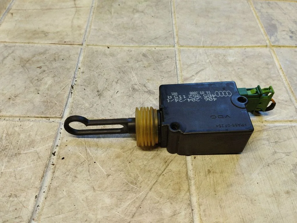 Central locking motor – Audi A6 Allroad C5 (1999-2005)