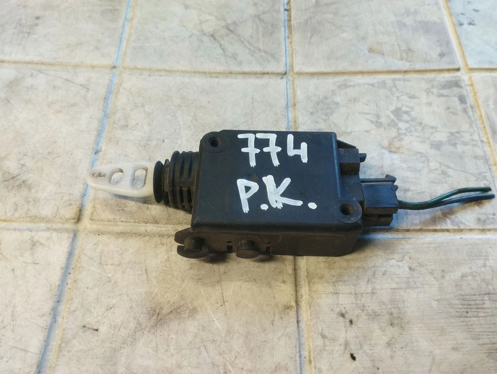 Central locking motor – Fiat Doblo (2000-2009)
