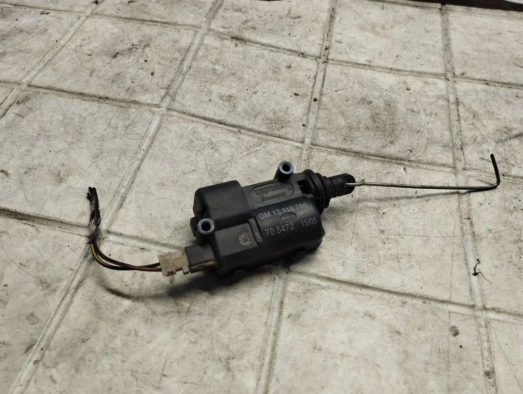 Central locking motor – Opel Zafira A (1999-2005)