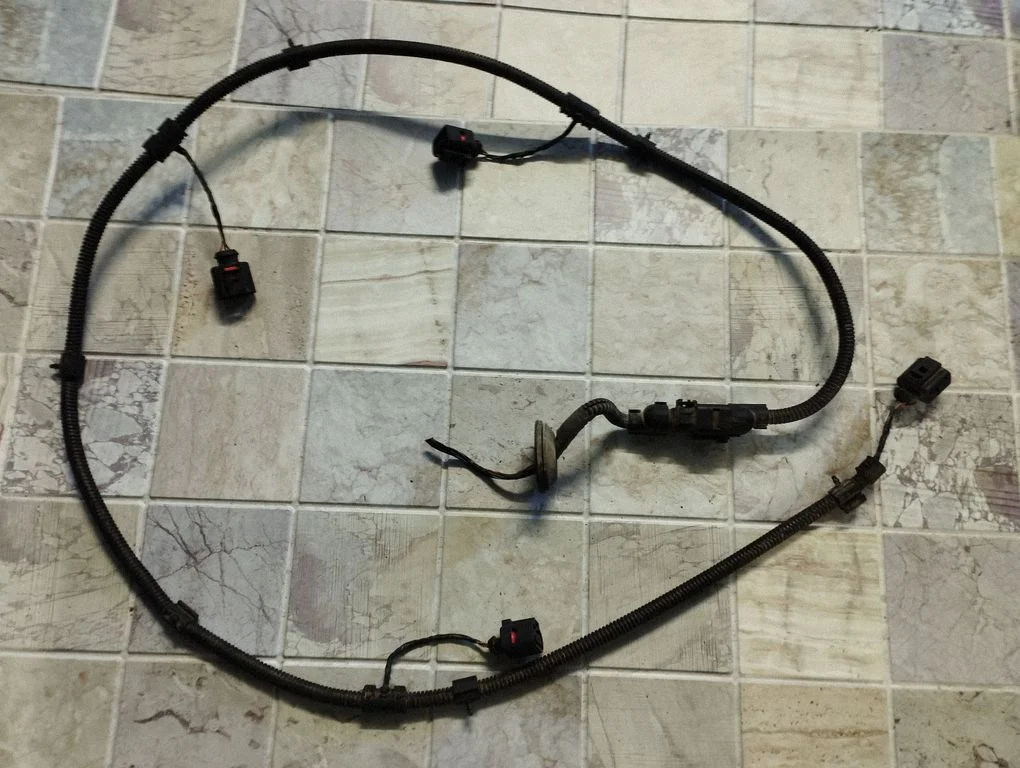 Parking sensor (PDC) wiring loom – Volkswagen Golf Plus (2005-2013)