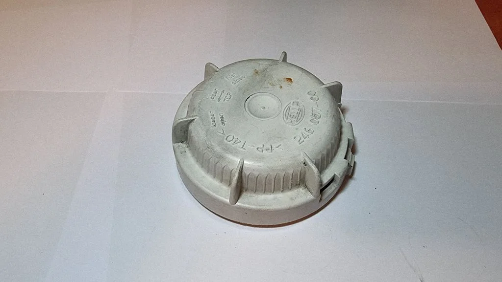 Esitule tolmukate 24605700 – Skoda Felicia II (1998-2002)