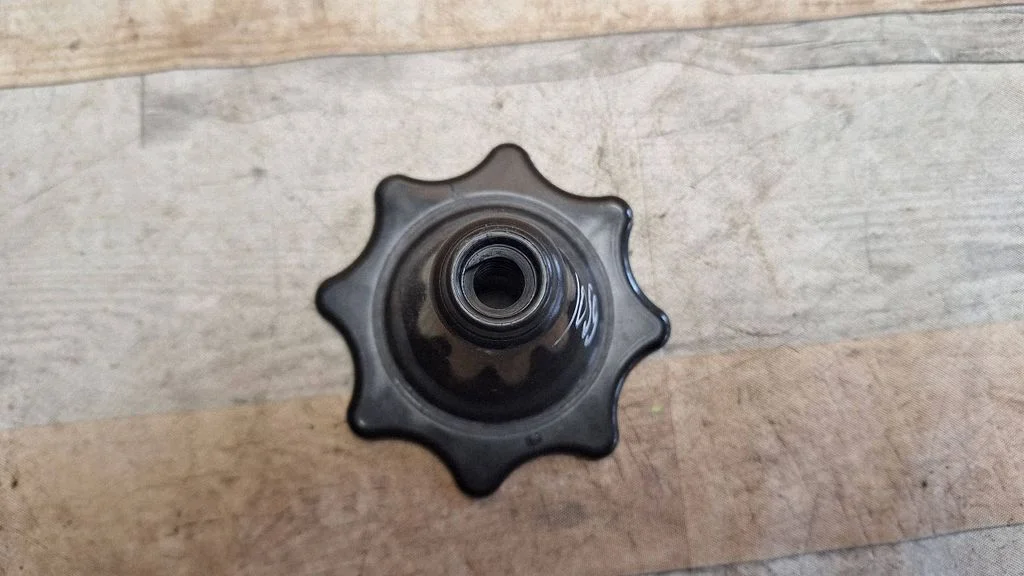 Spare wheel bolt – Opel Astra H (2004-2012)