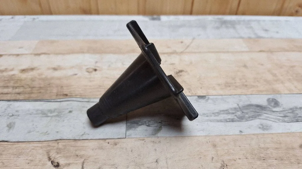 Spare wheel bolt – Opel Vectra C (2002-2005)