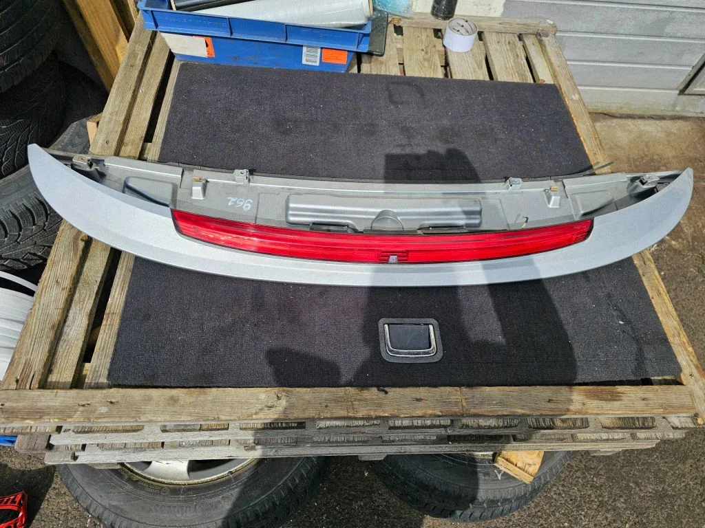 Tailgate/trunk spoiler – Citroen C4 I (2004-2010)