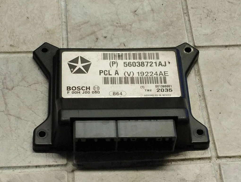 Seat control module 56038721AJ