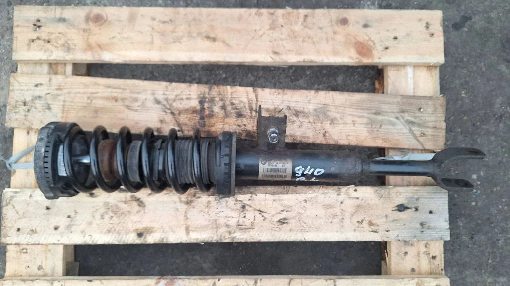 Front shock absorber with coil spring 6797765