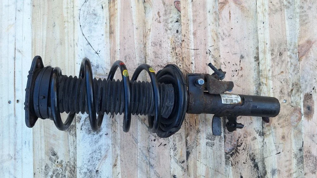 Front shock absorber with coil spring AV6118045ABE