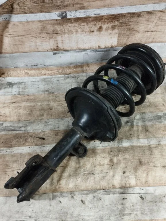 Front shock absorber with coil spring – Hyundai Santa Fe (2006-2012)