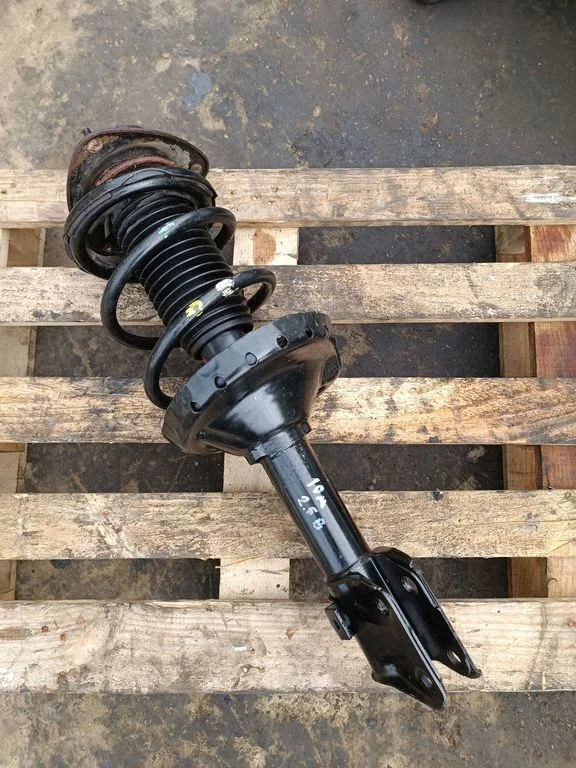 Front shock absorber with coil spring – Subaru Forester SH (2008-2013)