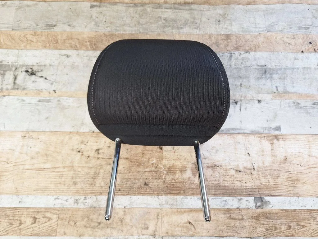 Esiistme peatugi – eesmine parem