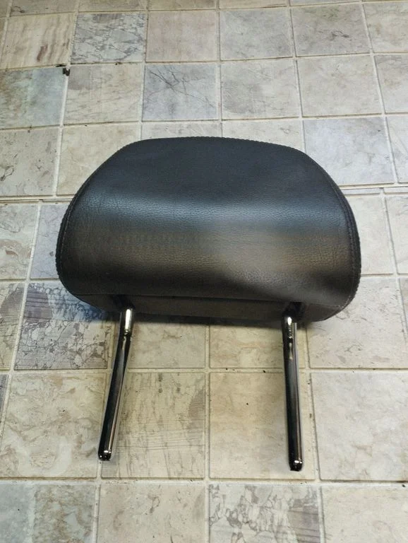 Front seat headrest – Opel Vectra C (2002-2005)