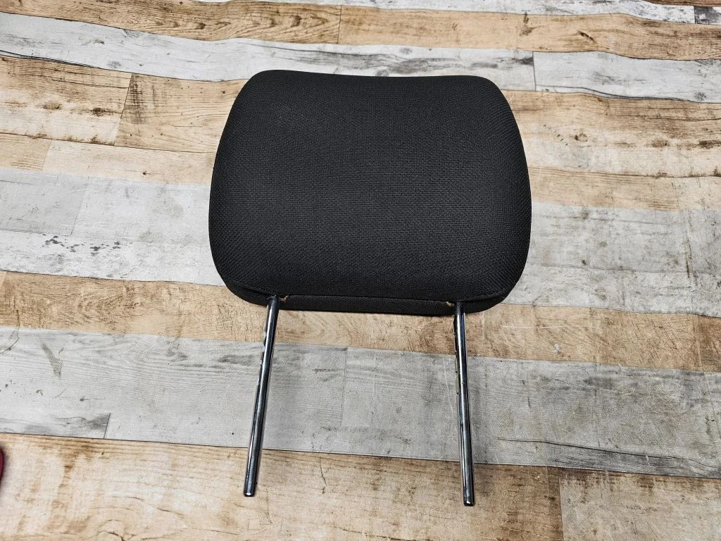 Tagaistme peatugi – tagumine parem