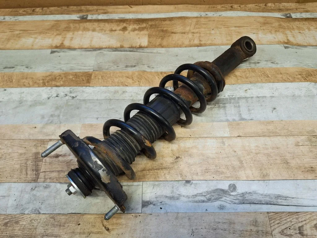 Rear shock absorber with coil spring – rear right