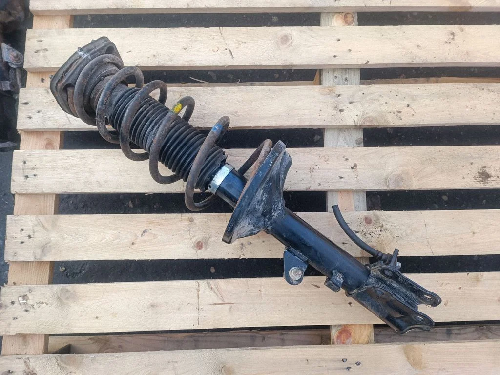 Rear shock absorber with coil spring – rear right