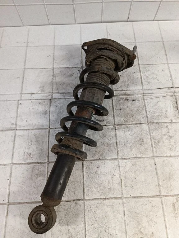 Rear shock absorber with coil spring – rear right