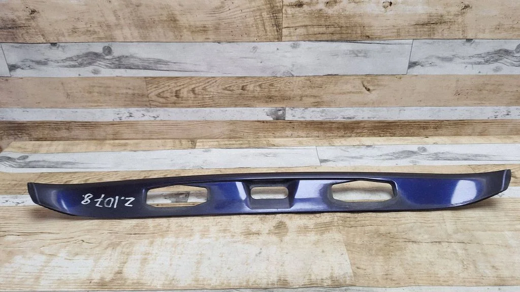 Trunk door license plate light bar – Honda Accord (2003-2007)
