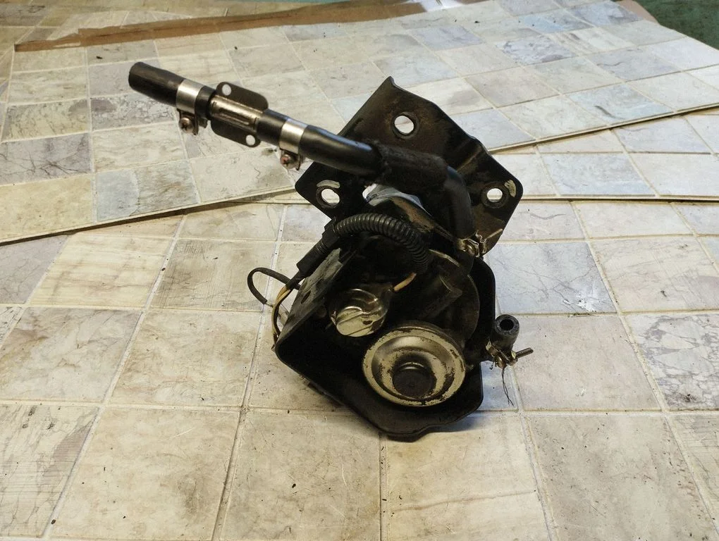 Obudowa filtra paliwa – Subaru Outback (2009-2014)