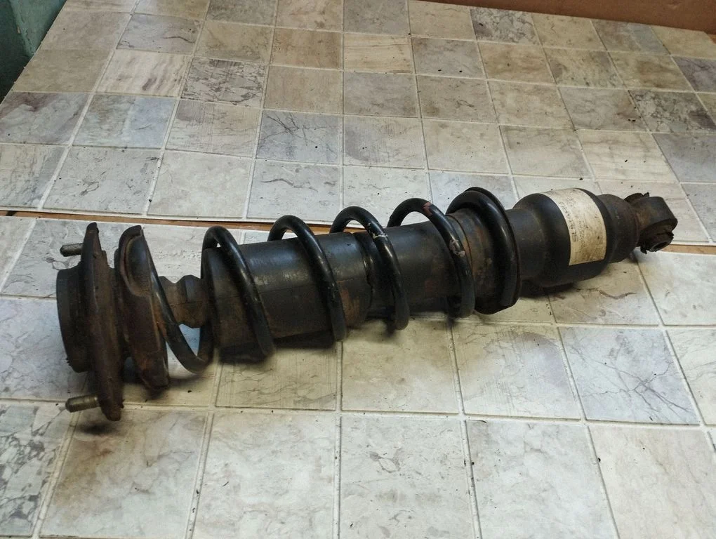 Rear shock absorber with coil spring – Subaru Outback (2009-2014)