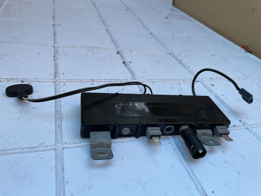 Antenna control unit – Saab 9-5 (2006-2010)