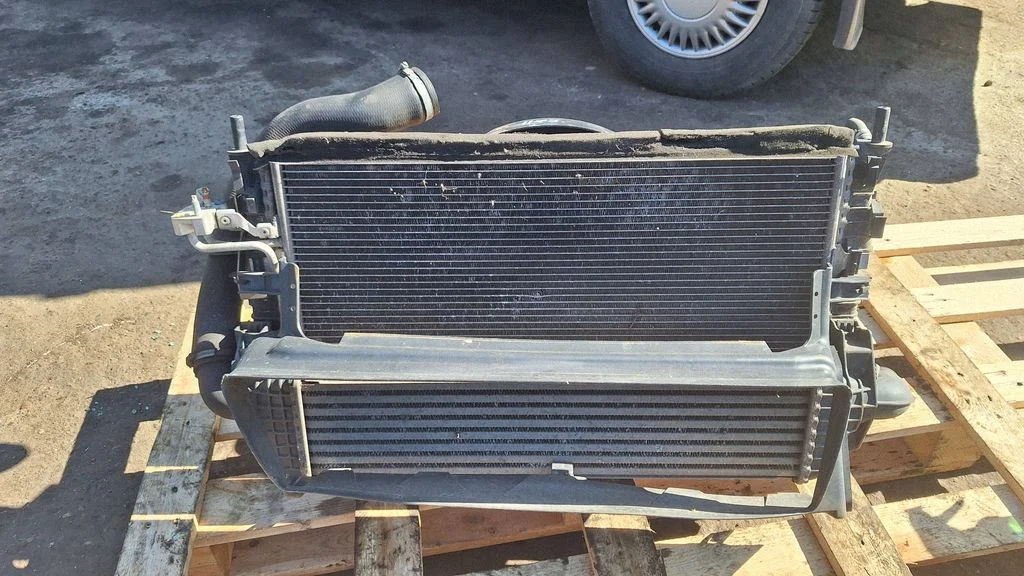 Radiator set – Volvo V50 (2008-2012)