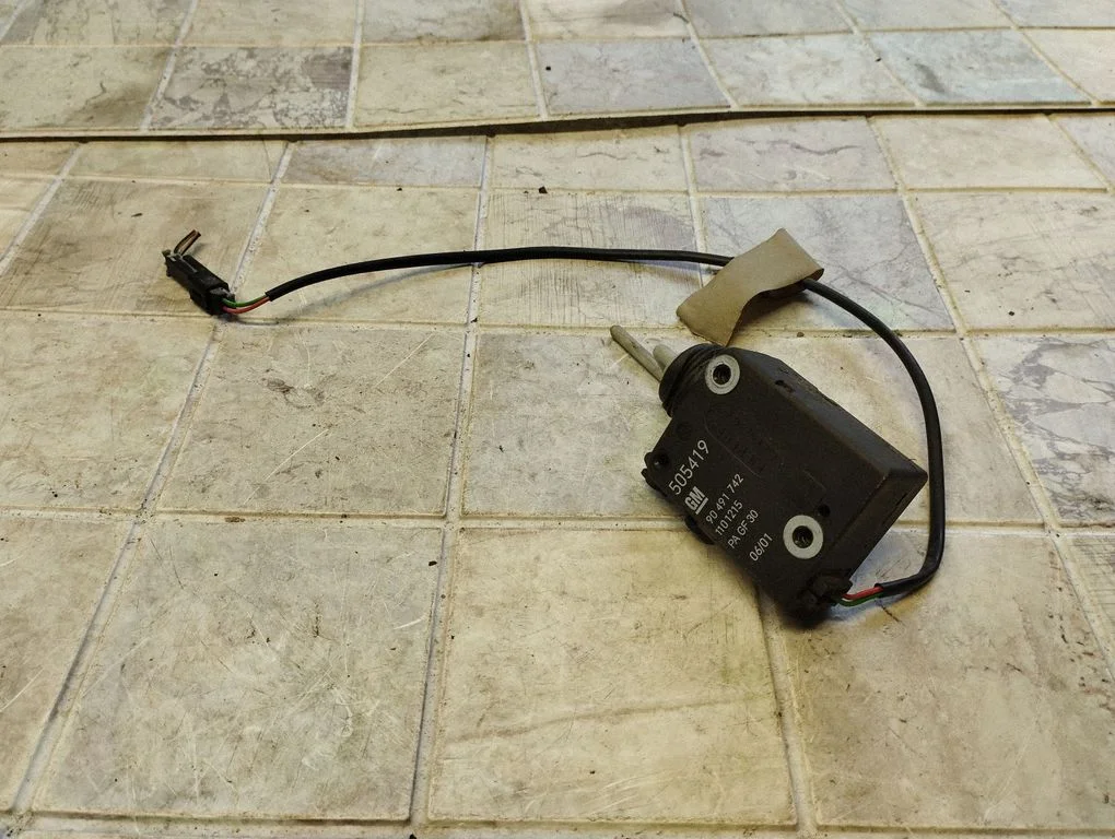 Fuel tank cap lock motor 505419